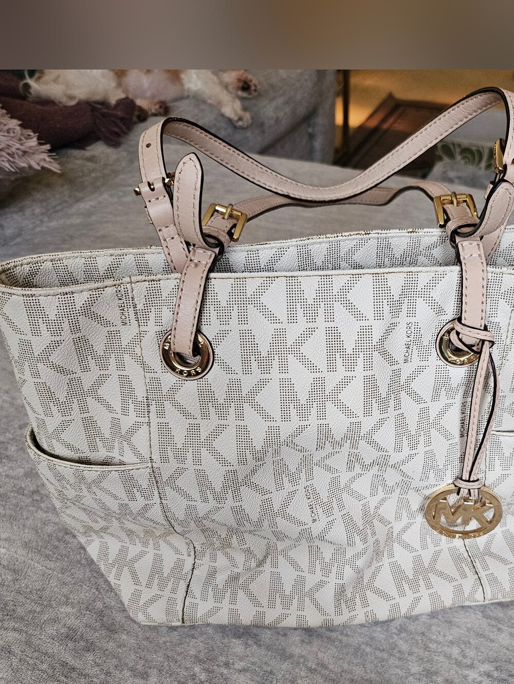 MICHAEL Michael Kors Jet Set Travel Tote Bag Vanilla - Picture 2 of 12